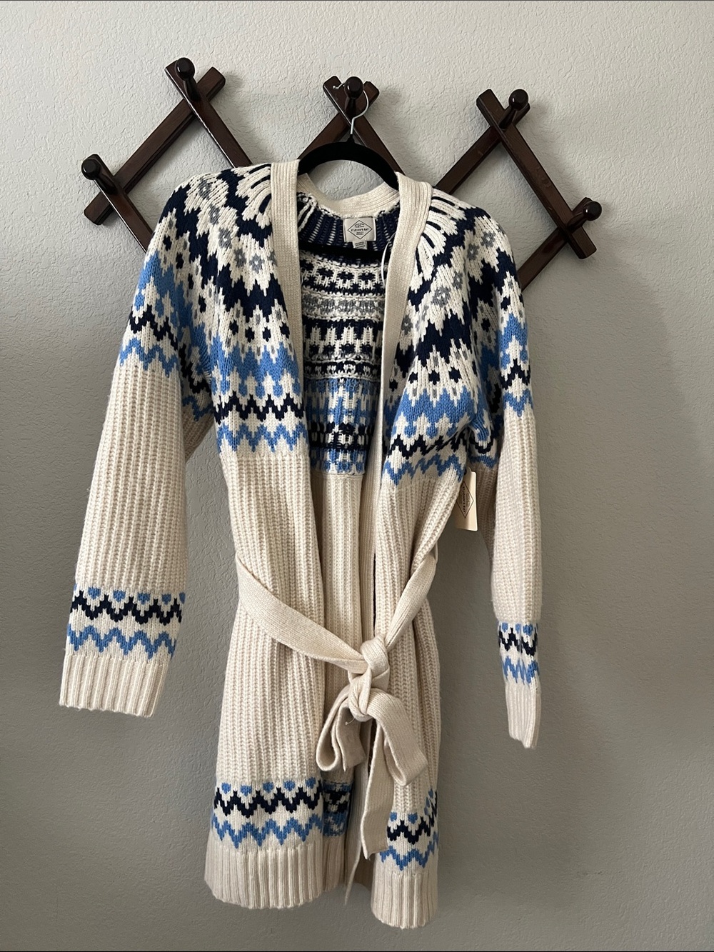 NWT Fair Aisle Cardigan Blue Off White Sweater XL